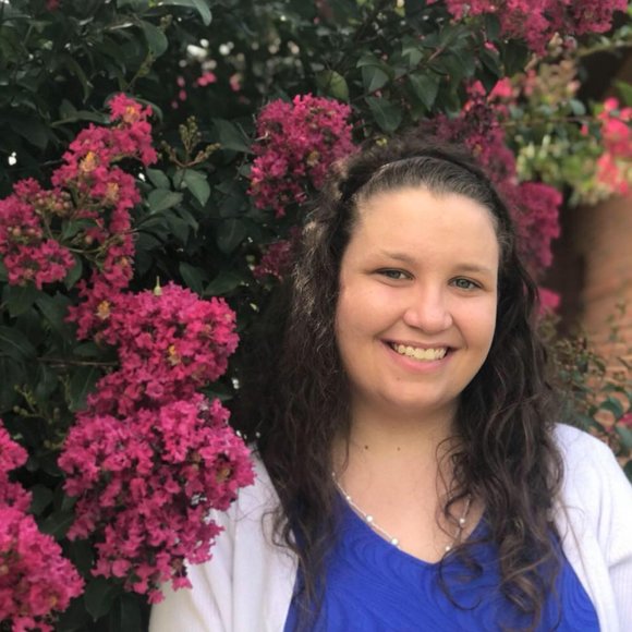 Meet your Posher, Eryca - Picture 1 of 5